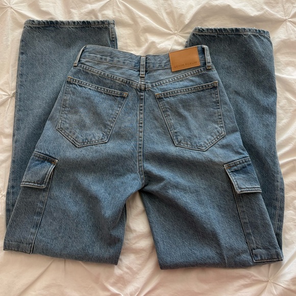Aritzia Denim Forum The Farrah Hi-rise Cargo Jeans - Picture 4 of 5